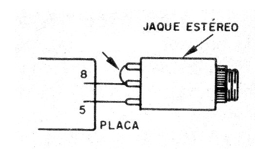 Figura 7 - Adaptación de un auricular estéreo
