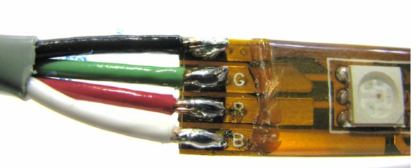 Figura 8 - Conexión de cinta RGB
