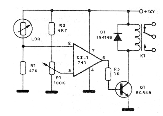 Figura 5 - Circuito del relé de luz

