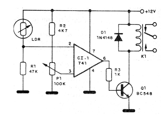 Figura 5 - Circuito del relé de luz
Figura 5 - Circuito del relé de luz