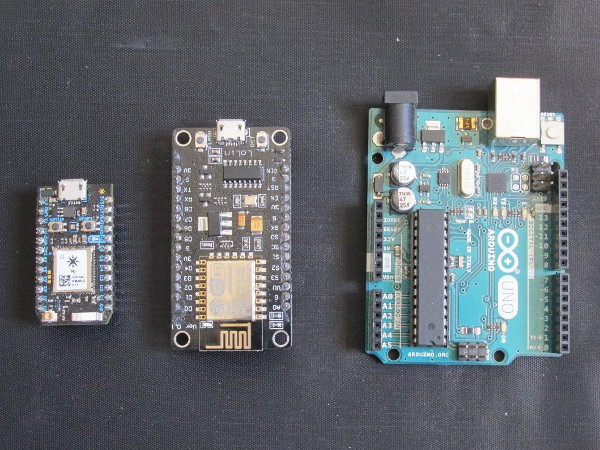 Figura 2 - Particle Photon, NodeMcu y Arduino Uno (Fuente: Gedeane Kenshima)
