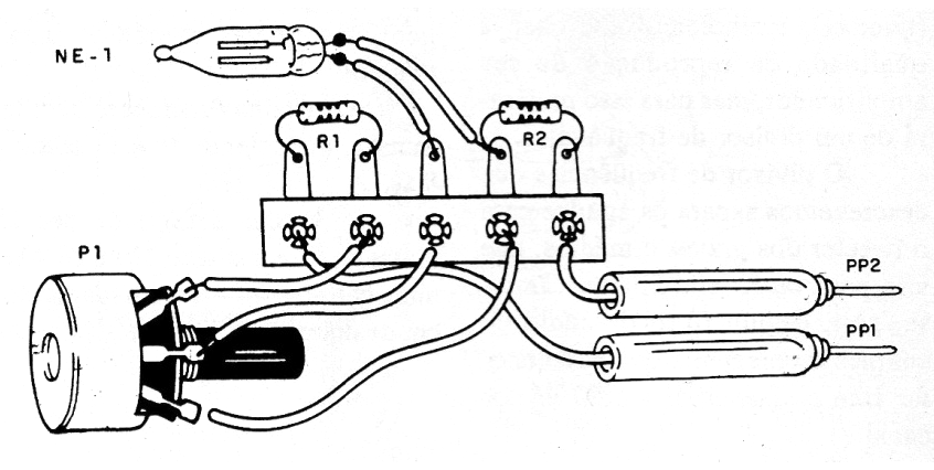 Figura 2 - Montaje en un puente de terminales.
Figura 2 - Montaje en un puente de terminales.
