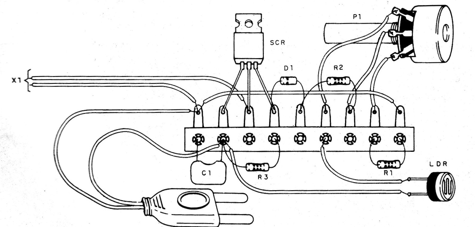 Figura 2 - Montaje mediante un puente de terminales
Figura 2 - Montaje mediante un puente de terminales