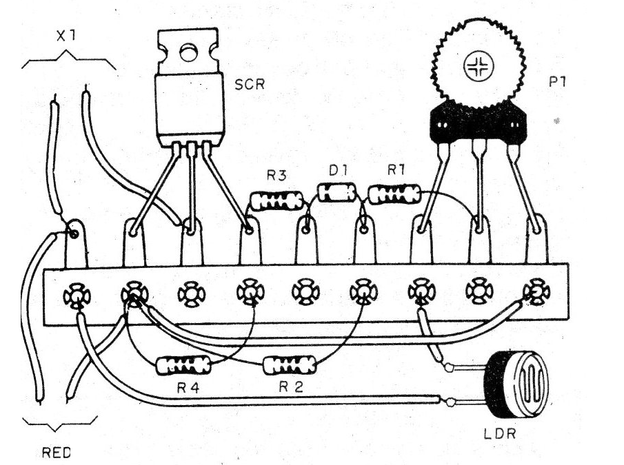 Figura 3 - Montaje en puente de terminales
Figura 3 - Montaje en puente de terminales